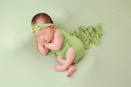 澧县宝宝边吃边拉正常吗 澧县宝宝边吃边拉正常吗